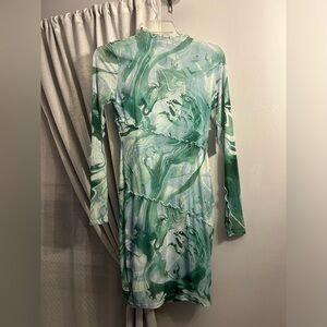 Brand new never worn Guess dress